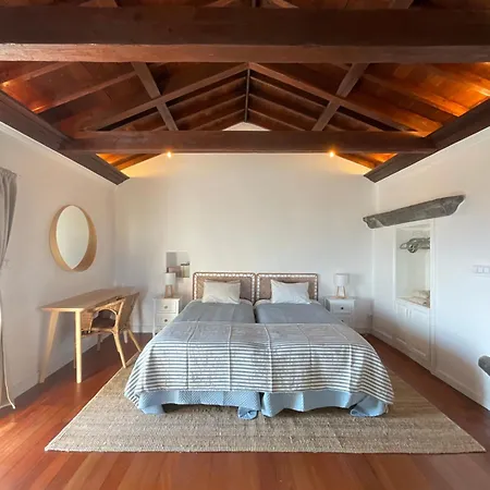 Casa Do Padre * Santa Cruz da Graciosa